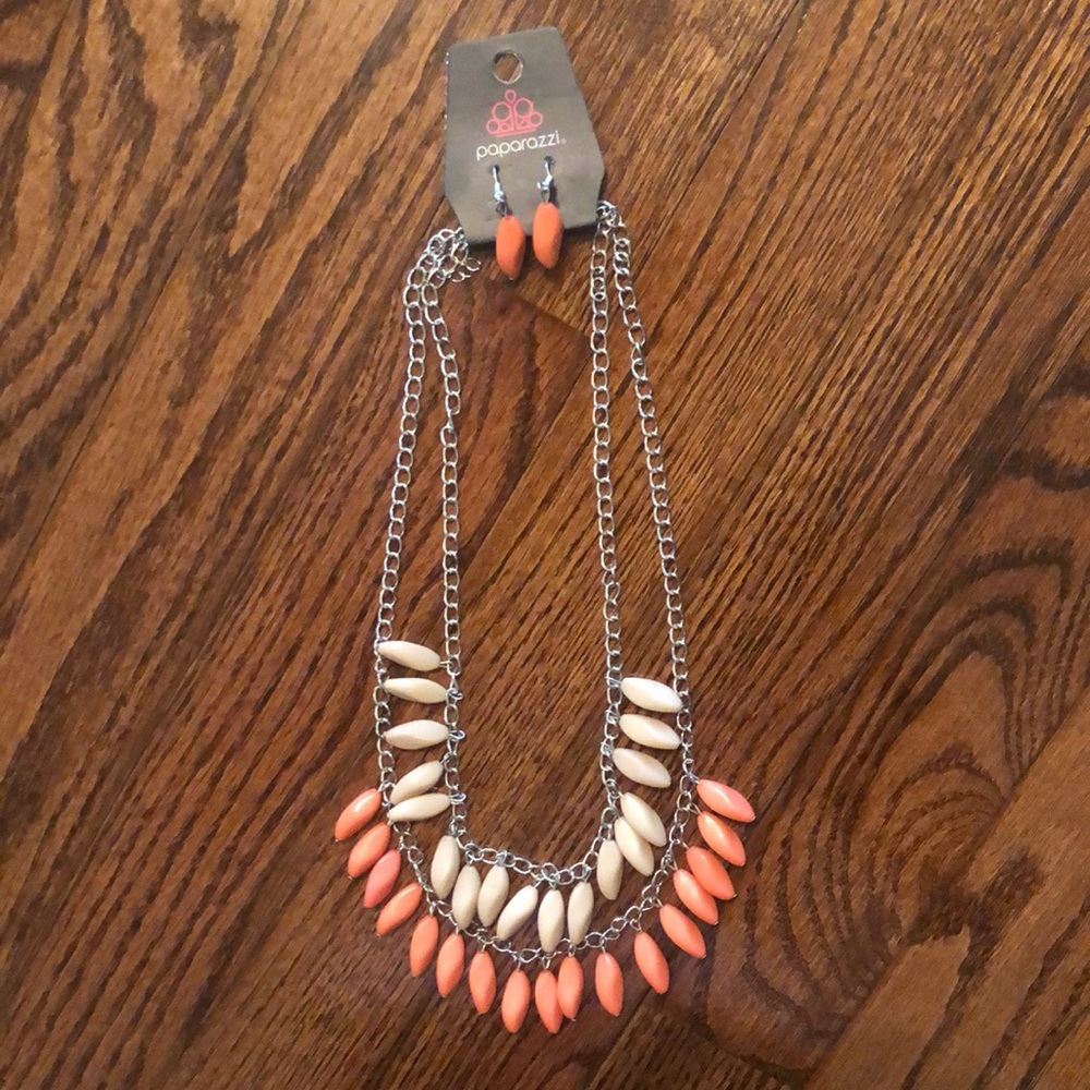Paparazzi Necklace and Earring Set - Picture 3 of 3